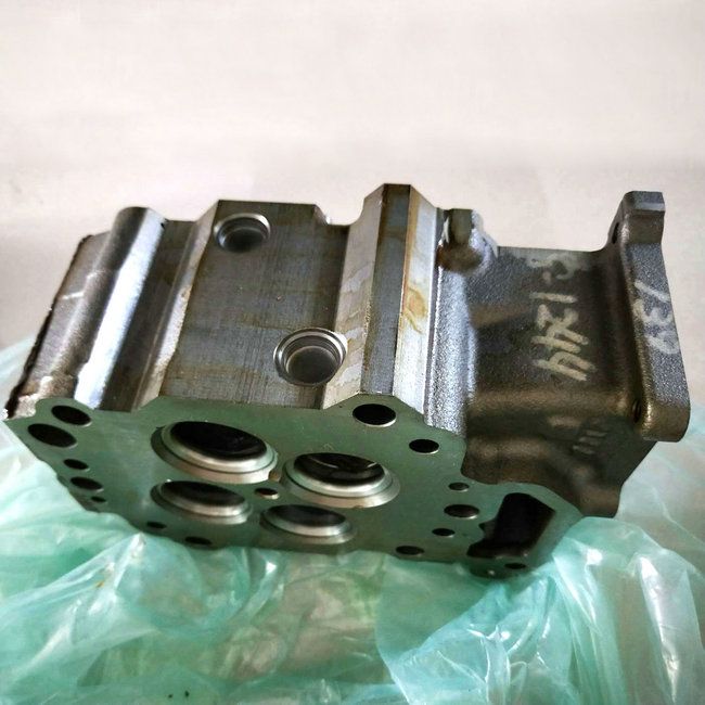 Engine cylinder head